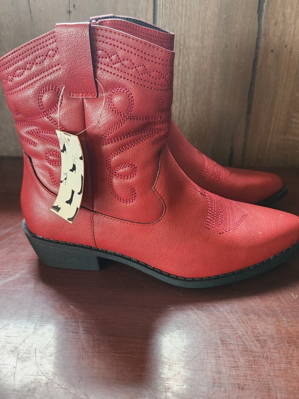 Red Western Cowboy Ankle Boots Women's Size 6.5  NWT